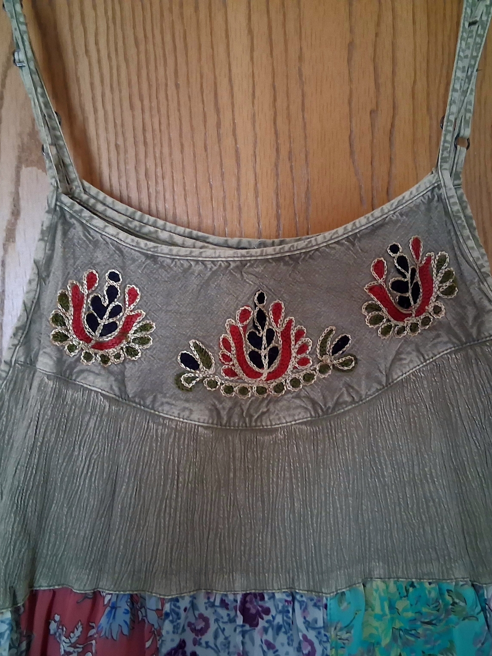 Young Threads Boho Patchwork Tiered Midi Dress in Olive & Floral Sz S - Picture 7 of 13